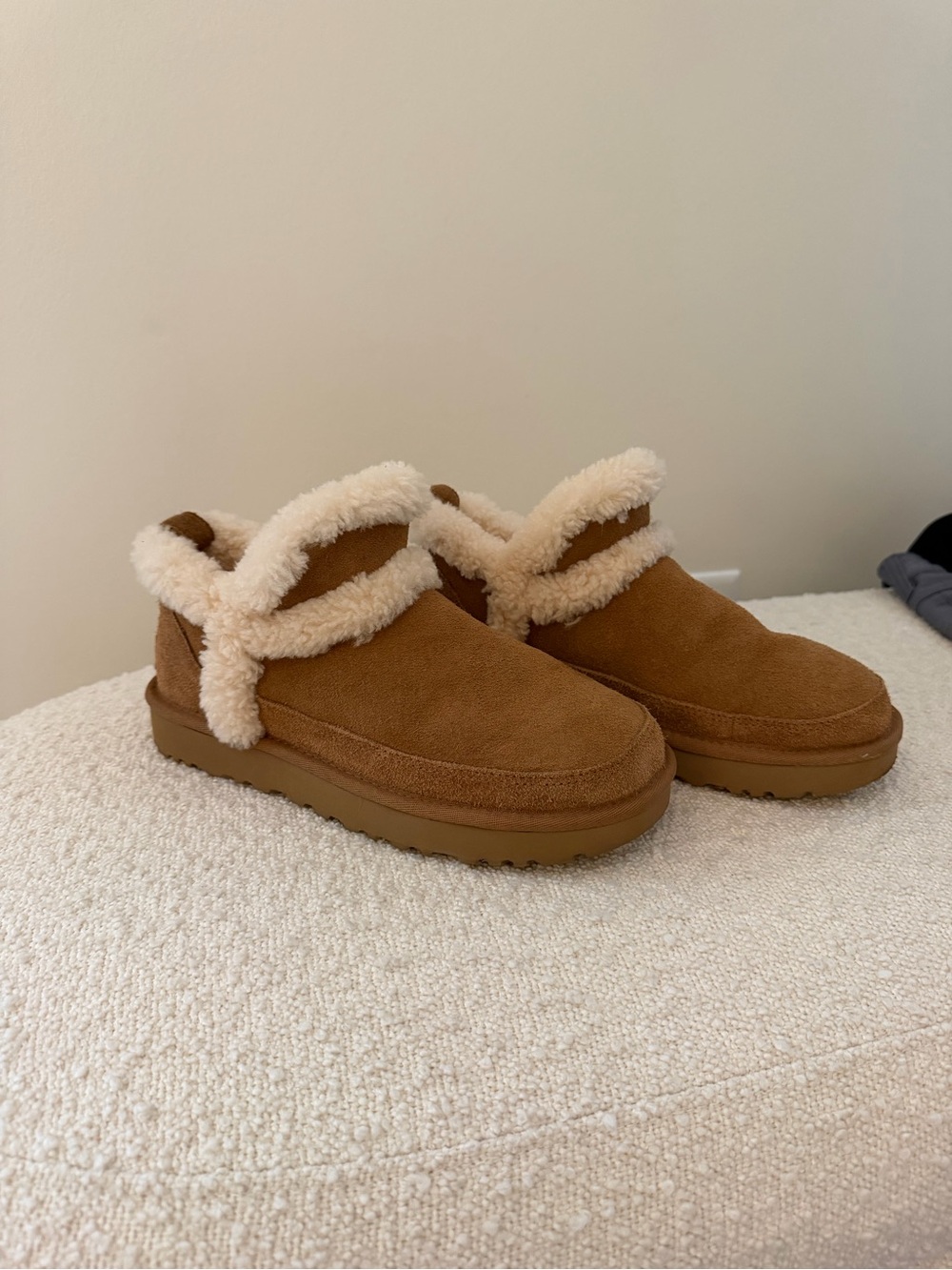 UGG Chestnut Shearling-Lined Slip-On Mules with Cream Trim